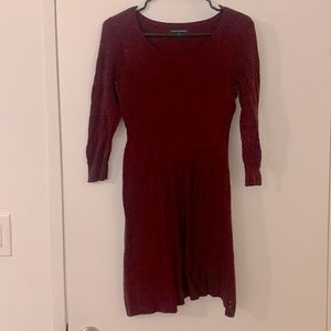 Knit burgundy soft 3/4 sleeve dress. Size medium.